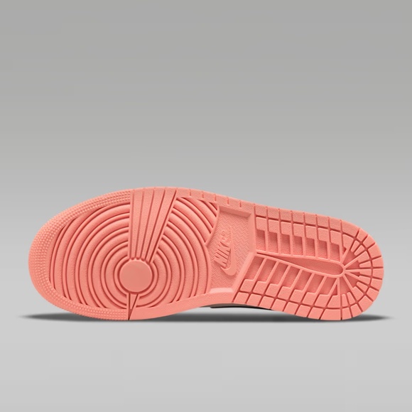 Nike Air Jordan 1 Low Size 8.5 WMNS - Picture 7 of 12